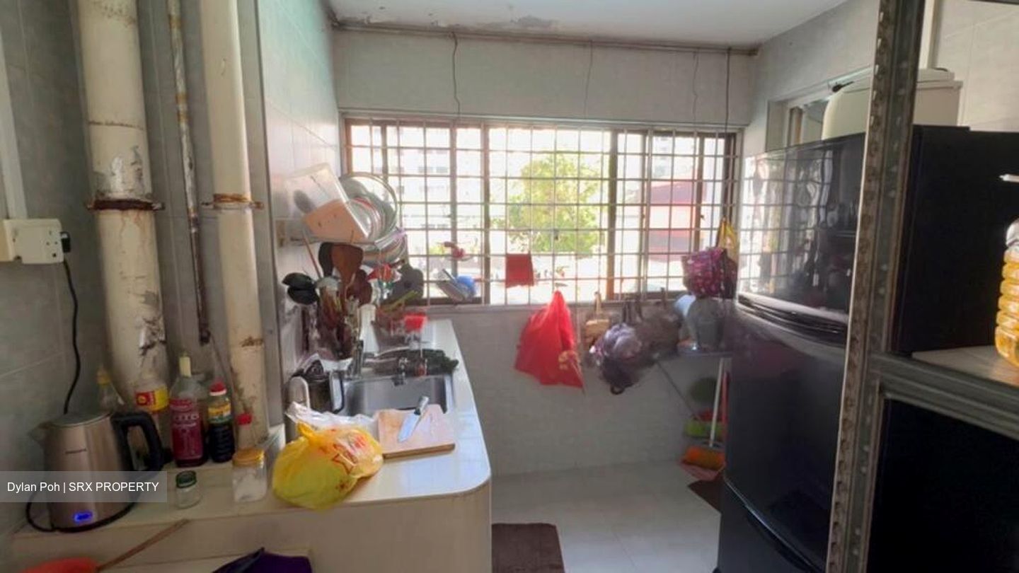 Chong Pang Garden (D27), Shop House #512647331